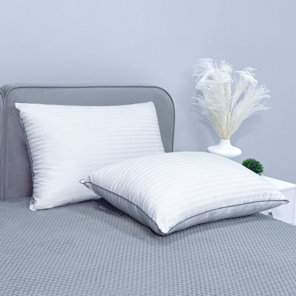 Фото Подушка Vella «Satin»